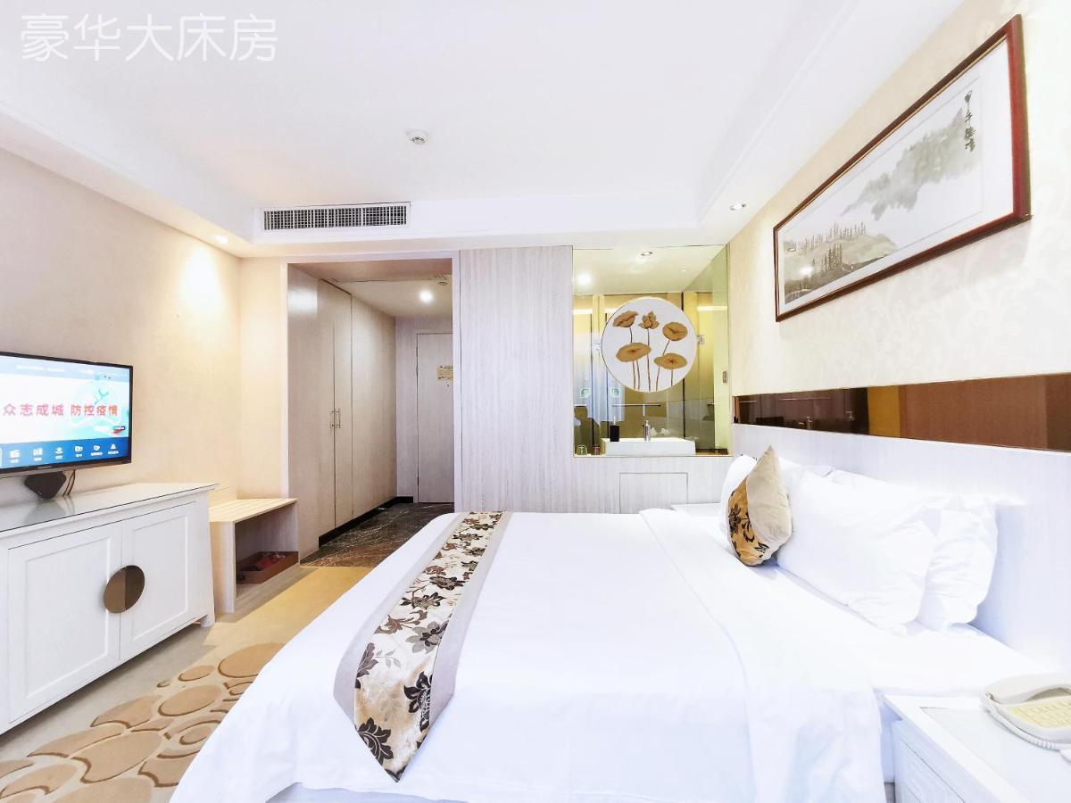 Paco Hotel Tianhe Coach Terminal Metro Satation Guangzhou-Free Shuttle Bus For Canton Fair Exteriör bild