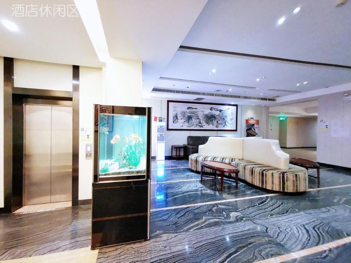 Paco Hotel Tianhe Coach Terminal Metro Satation Guangzhou-Free Shuttle Bus For Canton Fair Exteriör bild