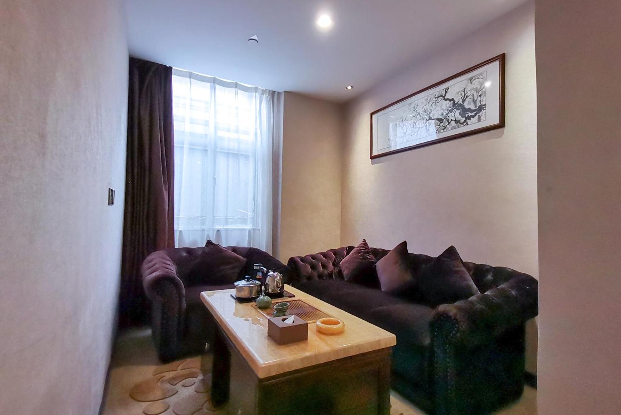 Paco Hotel Tianhe Coach Terminal Metro Satation Guangzhou-Free Shuttle Bus For Canton Fair Exteriör bild