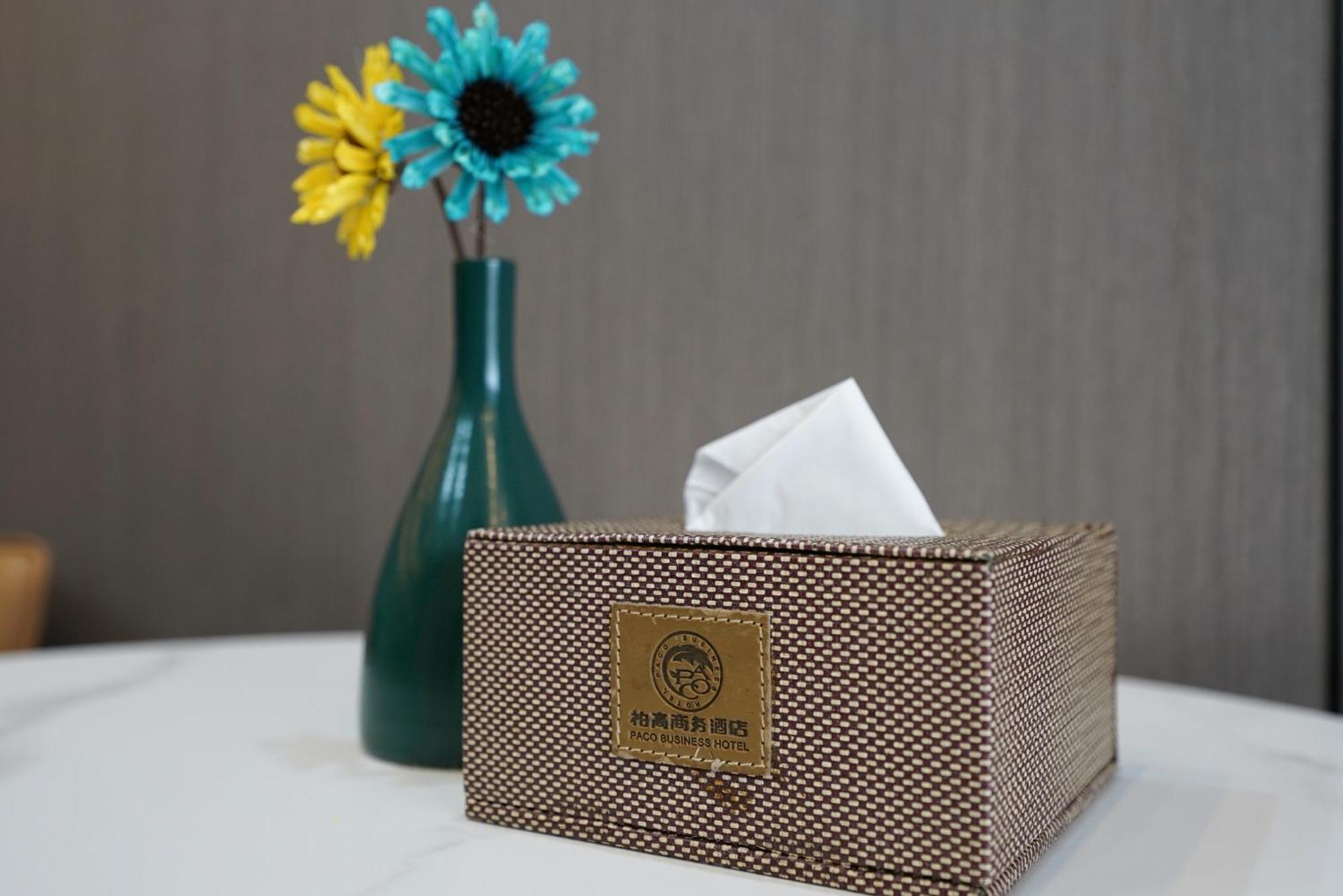 Paco Hotel Tianhe Coach Terminal Metro Satation Guangzhou-Free Shuttle Bus For Canton Fair Exteriör bild