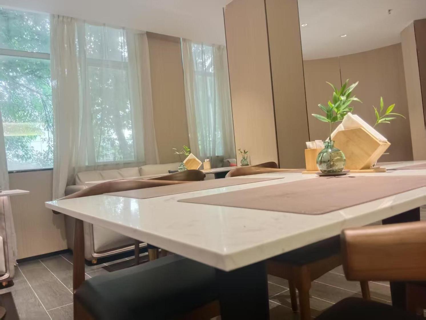 Paco Hotel Tianhe Coach Terminal Metro Satation Guangzhou-Free Shuttle Bus For Canton Fair Exteriör bild